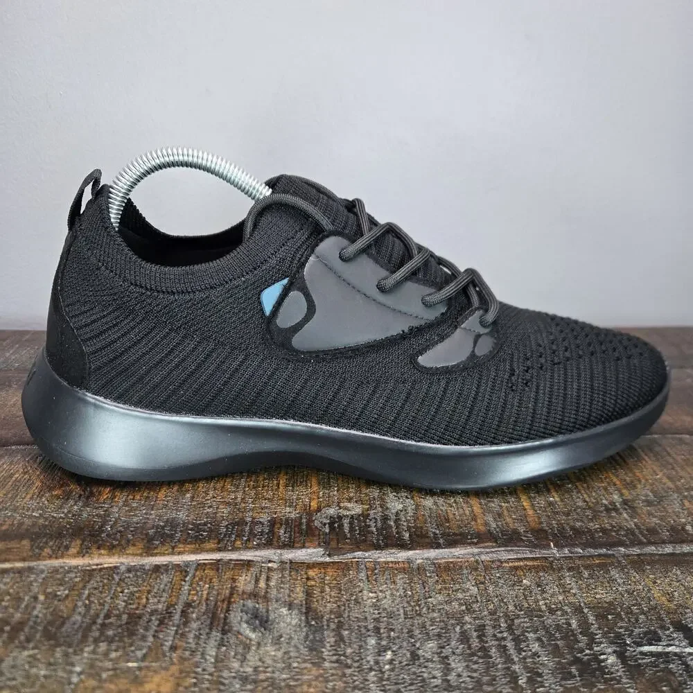 NEW Vessi Everyday Move Sneaker Womens Size 9 Waterproof Shoes Onyx Black Black